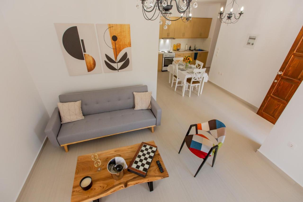 Costos Condos New 10A 1 Bedroom 나프팍토스 외부 사진